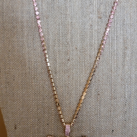 Sparkling Butterfly 🦋 Necklace - Picture 4 of 4